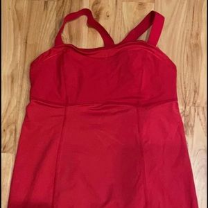 Lululemon Workout Top - Size 8